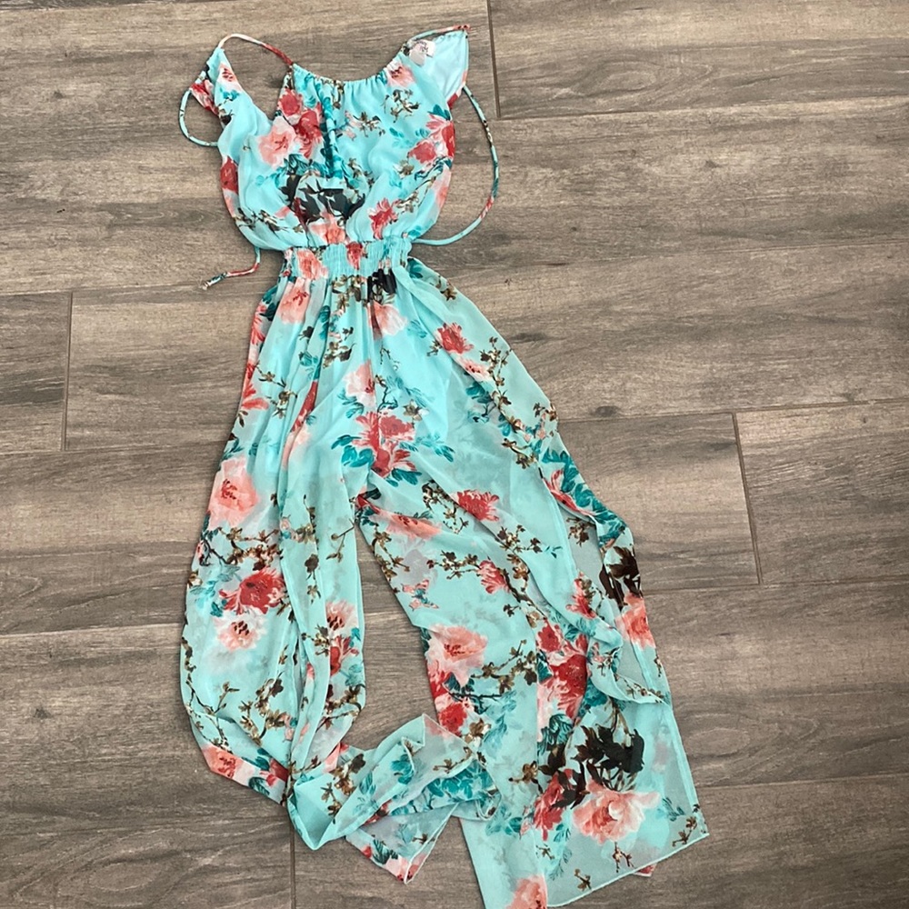 Cute pants romper with shorts underneath, tie neck
